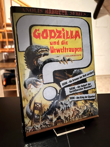 Godzilla und die - , urweltraupen