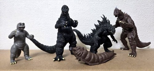 2025 mothra godzilla - hg,